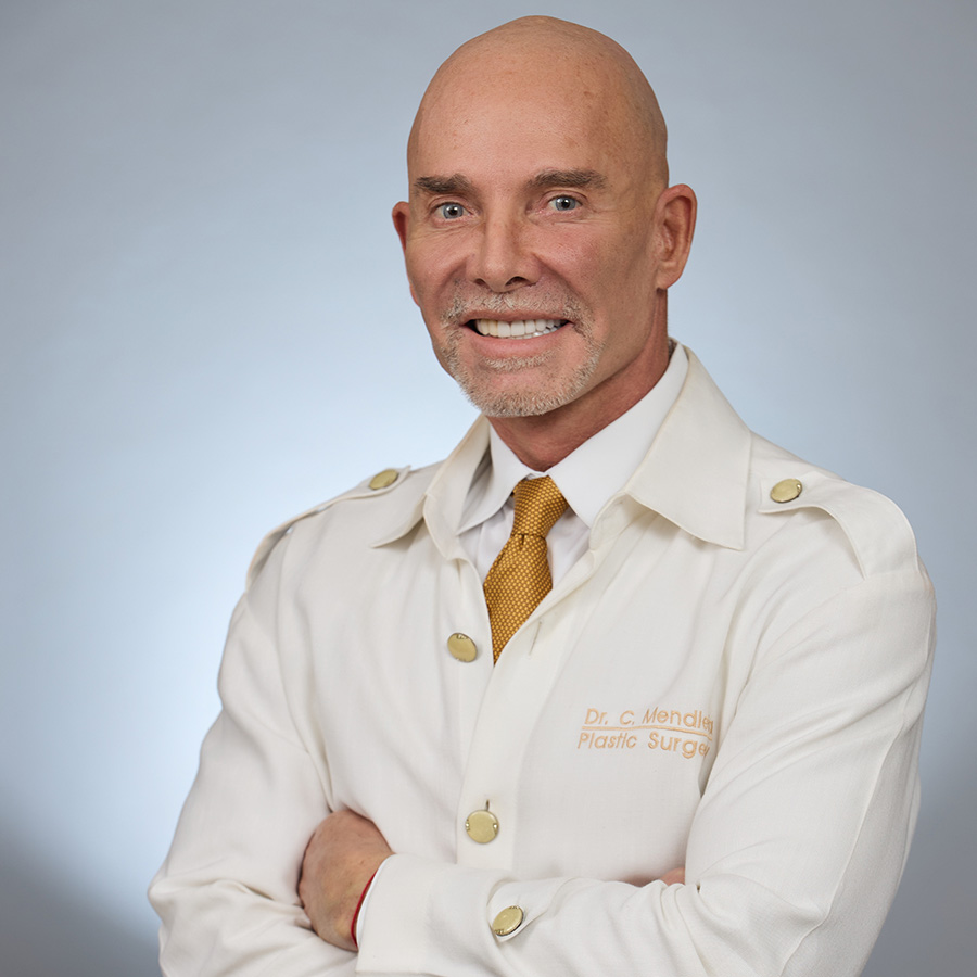 Dr. Constantino Mendieta